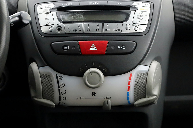 Toyota Aygo Linea Sol A-C 1.0 50kW Tallina - foto 8