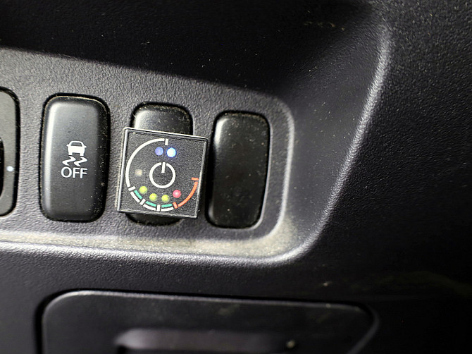 Mitsubishi Outlander Facelift LPG 2.4 125kW Таллин - изображение 8