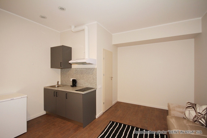 Сдается как на длительный срок, так и на месяц - 1 комнатная меблированная Рига - изображение 3