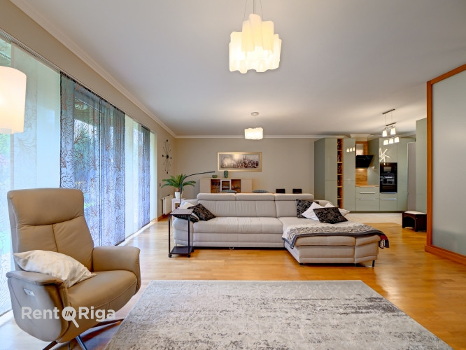 Реконструированный, качественно и со вкусом обставленный двухэтажный таунхаус в Огре и Огрский край - изображение 8