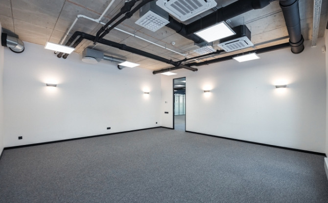 EKSKLUZĪVS PIEDĀVĀJUMS TIKAI NOVEMBRĪ:   Nomniekiem - 3 mēnešu nomas brīvdienas!   Biroja Rīga - foto 9