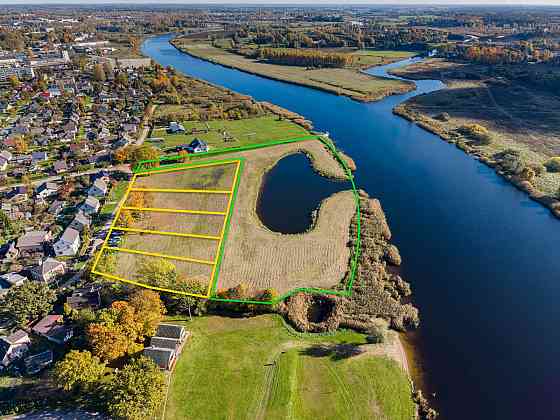 LIELUPES KRASTĀ JELGAVĀ - pārdošanā 4 ekskluzīvi zemes gabali. 
Unikāla iespēja iegādāties apbūves z Jelgava un Jelgavas novads