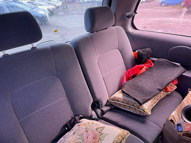 Kia Carnival Comfort 2.9 CRDi 106kW Tallina - foto 8