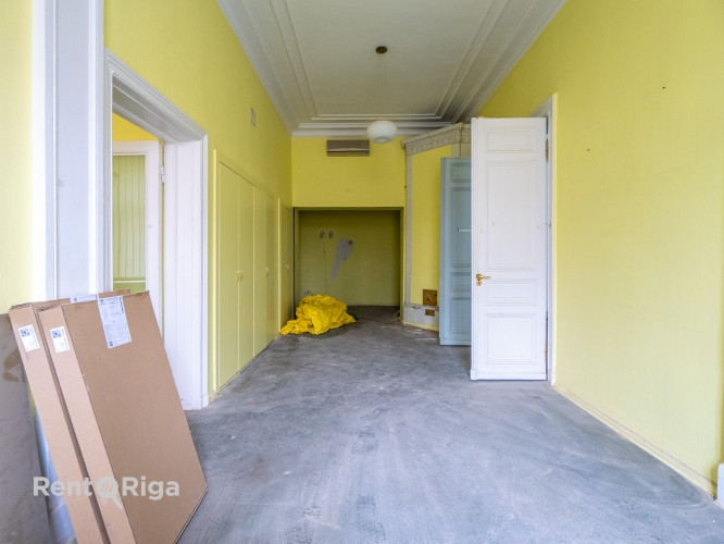 Сдаются в аренду коммерческие помещения в доме в стиле модерн в центре города!  В Рига - изображение 8