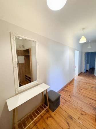 Izīrē gaišu un mājīgu 3 istabu dzīvokli Āgenskalnā!  Māja ar trīs stāviem un četriem dzīvokļiem, tāp Рига - изображение 1