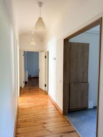 Izīrē gaišu un mājīgu 3 istabu dzīvokli Āgenskalnā!  Māja ar trīs stāviem un četriem dzīvokļiem, tāp Рига - изображение 2