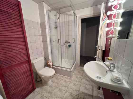 Квартира с собственным двором доступна для долгосрочной аренды!  3-комнатная Рига