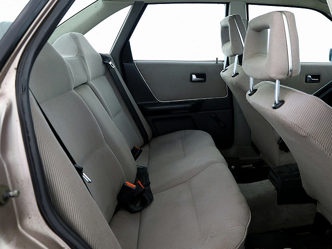 Audi 80 Classic 1.8 66kW Tallina - foto 7