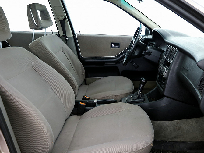 Audi 80 Classic 1.8 66kW Tallina - foto 6