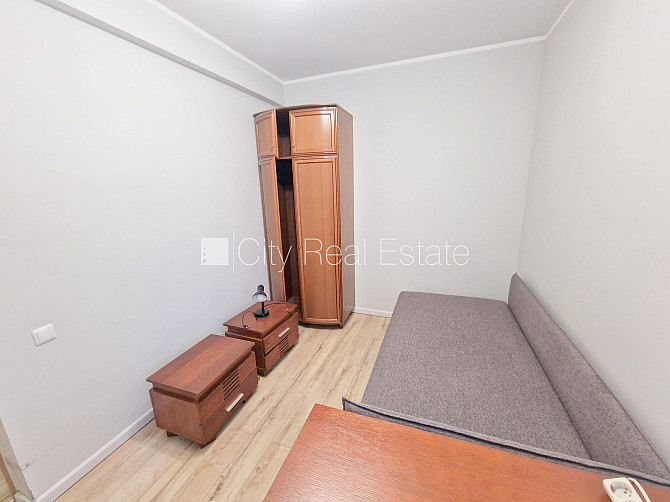 Здание во дворе, благоустроенный озеленённый двор, закрытый двор, вход со двора, Рига - изображение 11