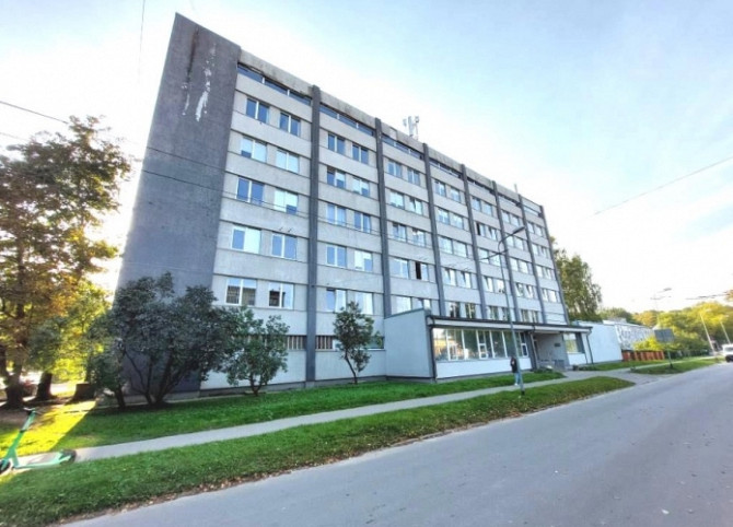 Просторная территория с несколькими зданиями предлагается к покупке.  Состав Рига - изображение 1