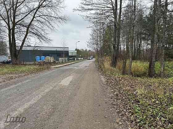 Pārdod regulāras formas, transformētu apbūves zemi, kas pēc funkcionālā  zonējuma indeksa JC2 atbils Rīga