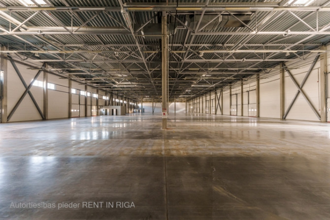 Складские помещения на пересечении улиц Даугавгривас и Твайконю.  Фасадное Рига - изображение 3