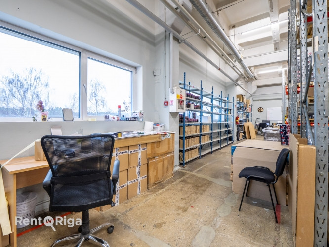 Предлагаются просторные и в отличном состоянии складские помещения общей Рига - изображение 17