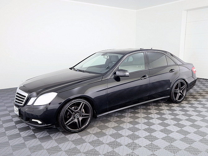 Mercedes-Benz E 220 Avantgarde ATM 2.1 CDI 125kW Tallina - foto 2