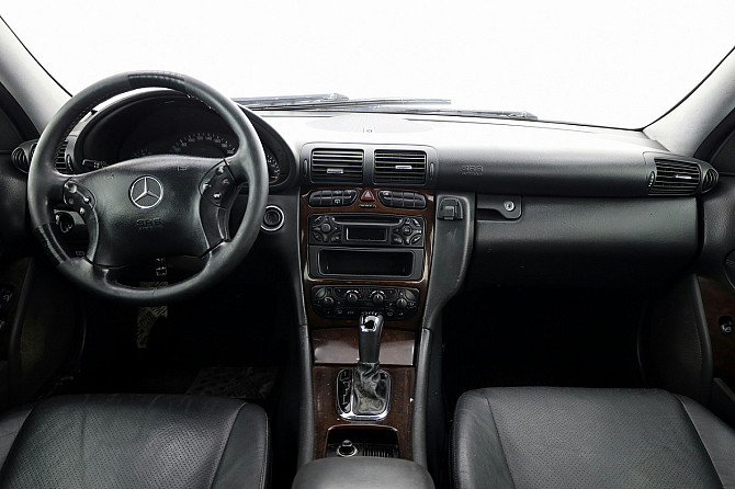 Mercedes-Benz C 220 Avantgarde ATM 2.1 CDI 100kW Таллин - изображение 5