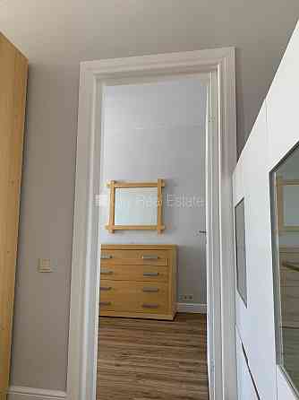 Эта квартира сдается в аренду посуточно (краткосрочная аренда), стоимость аренды Рига