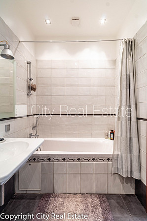 Земля в собственности, фасадный дом, реновированный дом, подъездная дорога Рига - изображение 16