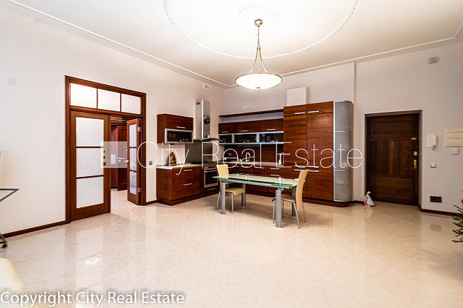 Земля в собственности, фасадный дом, реновированный дом, подъездная дорога Рига - изображение 4