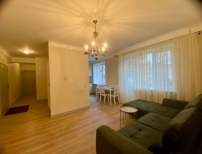 Сдаётся просторная и уютная 3-комнатная квартира после капитального ремонта! 
Две отдельные... Rīga - foto 1