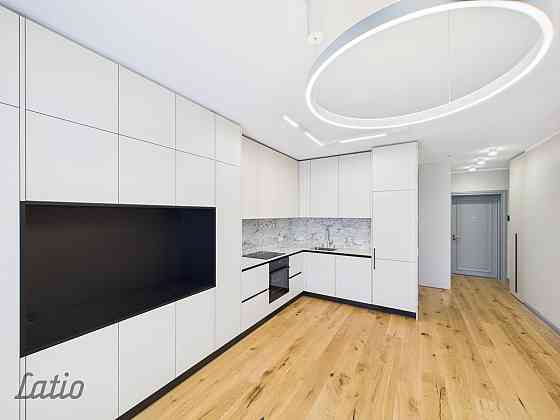 Ilgtermiņa īrei tiek piedāvāts ērts un aprīkots 1-istabas dzīvoklis Rīgas centrā  Krišjāņa Barona ie Rīga