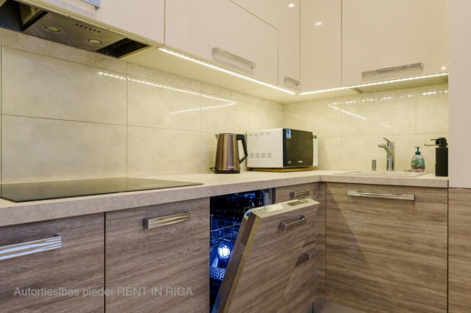 Elegants un plašs 3-istabu dzīvoklis Upīša pasāža  Tas atrodās pašā Rīgas centrā, ēkas Rīga - foto 4