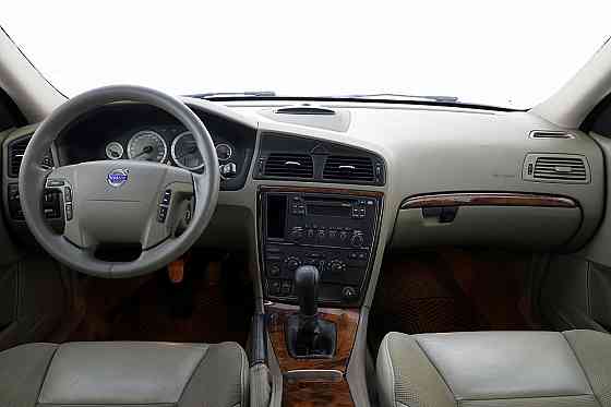 Volvo V70 Summum Facelift 2.4 D5 136kW Tallina