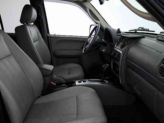 Jeep Cherokee Limited 2.8 CRD 120kW Tallina