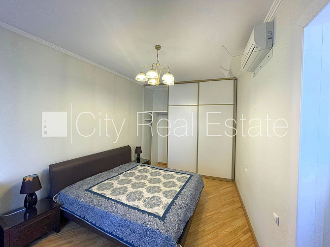 Здание во дворе, закрытый двор, вход со двора, окна выходят во двор, количество Рига - изображение 14