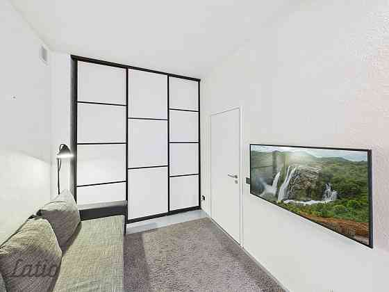 Izīrē ekskluzīvu 3 līmeņu lofta dzīvokli Rīgas centrā.
Piedāvāju unikālu, plašu un gaumīgi veidotu l Rīga