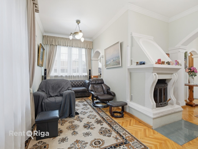 Plaša privātmāja labā stāvoklī Vimbukrogā pirms Ķekavas.  Ēkas 1.stāvā ir plaša Ķekavas pagasts - foto 4