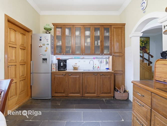 Plaša privātmāja labā stāvoklī Vimbukrogā pirms Ķekavas.  Ēkas 1.stāvā ir plaša Ķekavas pagasts - foto 6