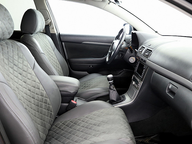 Toyota Avensis Linea Sol Facelift 2.0 D-4D 93kW Tallina - foto 6