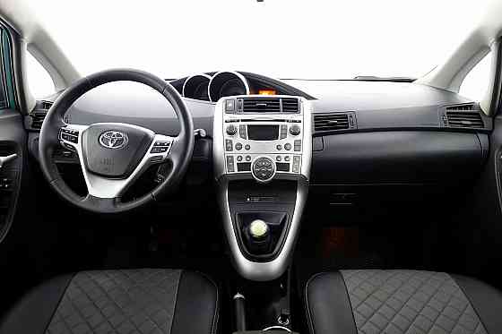 Toyota Verso Linea Sol 2.0 D-4D 93kW Tallina