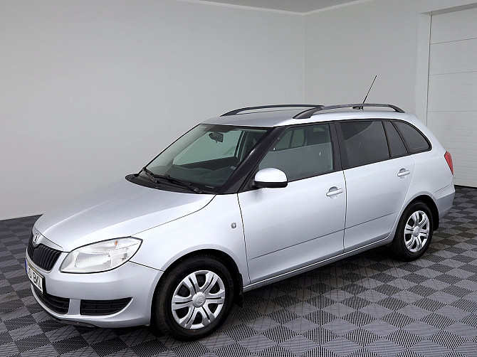 Skoda Fabia Comfortline Facelift 1.2 63kW Tallina - foto 2