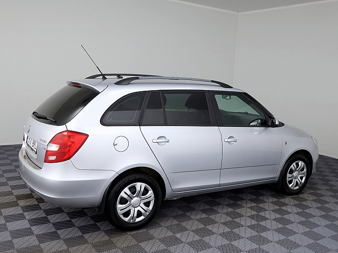 Skoda Fabia Comfortline Facelift 1.2 63kW Tallina - foto 3