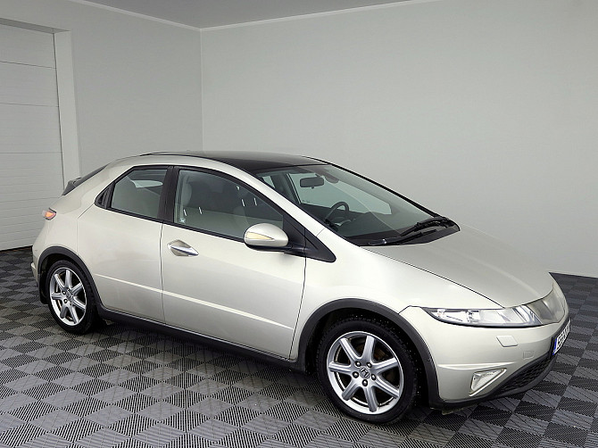 Honda Civic Elegance 1.8 103kW Tallina - foto 1