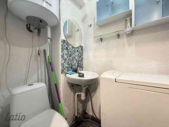 Pārdod funkcionālu vienistabas dzīvokli Teikā.
Dzīvoklī ir neliela, praktiska virtuve ar jaunām mēbe Rīga