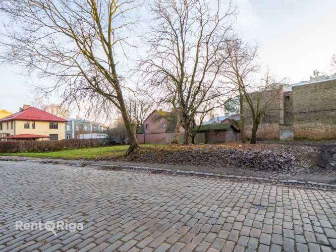 Pārdod zemesgabalu ar plašām attīstības iespējām Jersikas ielā 6, Rīgā.  Tiek piedāvāta Rīga - foto 4