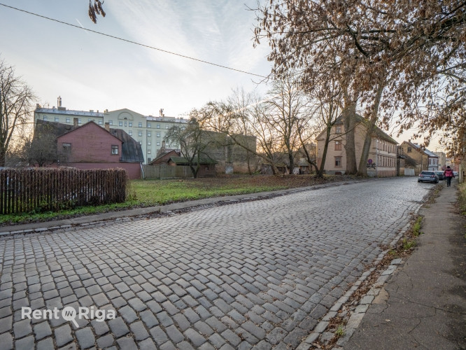 Pārdod zemesgabalu ar plašām attīstības iespējām Jersikas ielā 6, Rīgā.  Tiek piedāvāta Rīga - foto 6