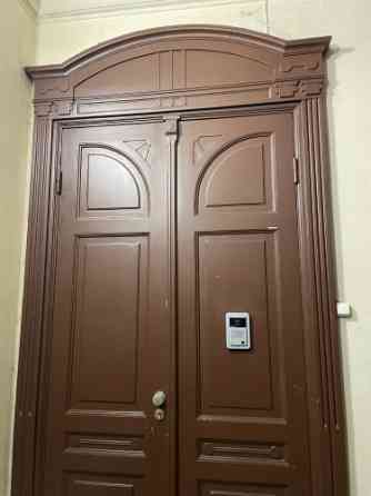 Продаётся элегантная квартира с балконом в полностью отреставрированном Rīga