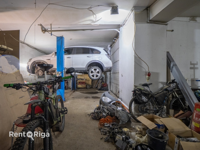 Telpas ar divām iebrauktuvēm/paceļamajiem vārtiem Ganību dambī.  Telpas apkurināmas Rīga - foto 6