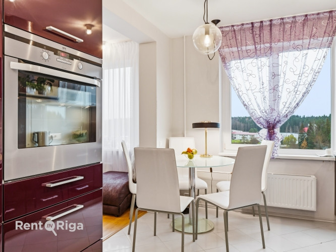 Качественная и эстетичная 3-комнатная квартира с продуманным дизайном и красивым Огре и Огрский край - изображение 1