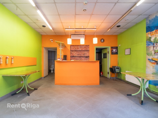 Kafejnīcas telpas ar ventilācijas sistēmu.  Telpas sastāv no klientu zāles 30 kvm, virtuves Rīga - foto 1