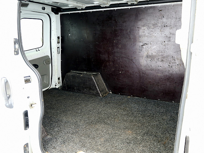 Opel Vivaro Van 1.9 CDTi 60kW Таллин - изображение 7