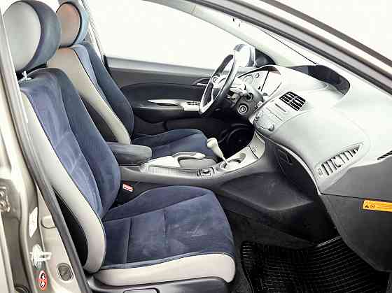 Honda Civic Elegance 1.8 103kW Tallina