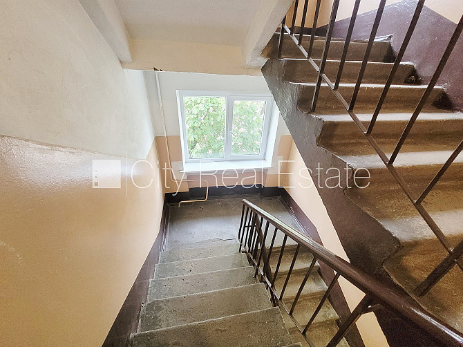 Зеленая территория, бесплатная стоянка во дворе, лестничная клетка после Рига - изображение 14