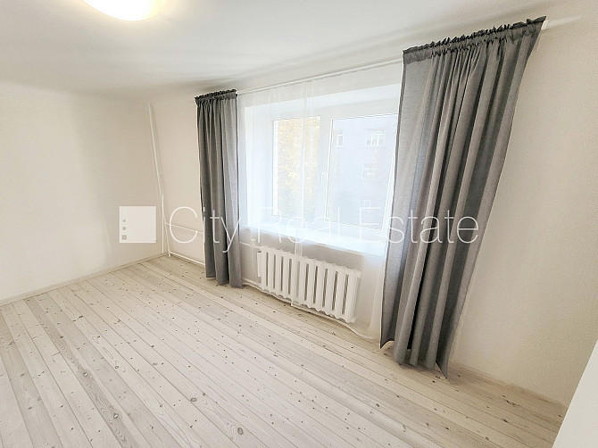 Зеленая территория, бесплатная стоянка во дворе, лестничная клетка после Рига - изображение 13