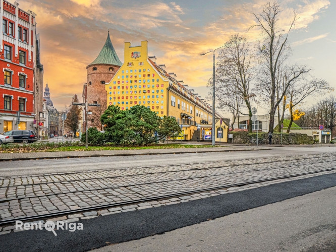 Puspagraba veikala telpas Jēkaba kazarmās.  Telpas sastāv no 1 lielas zāles un palīgtelpas.  Tualete Рига - изображение 7