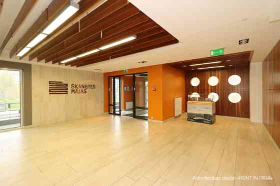 Cдается двухкомнатная квартира с балконом и с местом для хранения вещей в проекте Рига